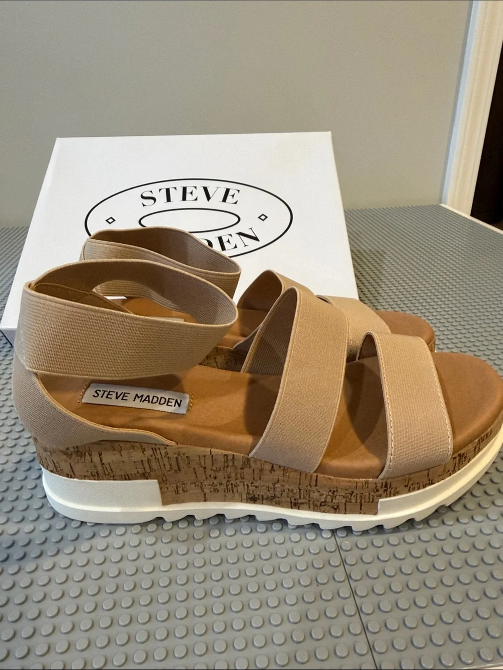 Steve Madden Beige/Tan Wedge Platform Sandals